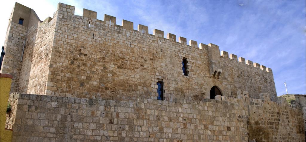 Castillo De Grisel Eksteriør bilde